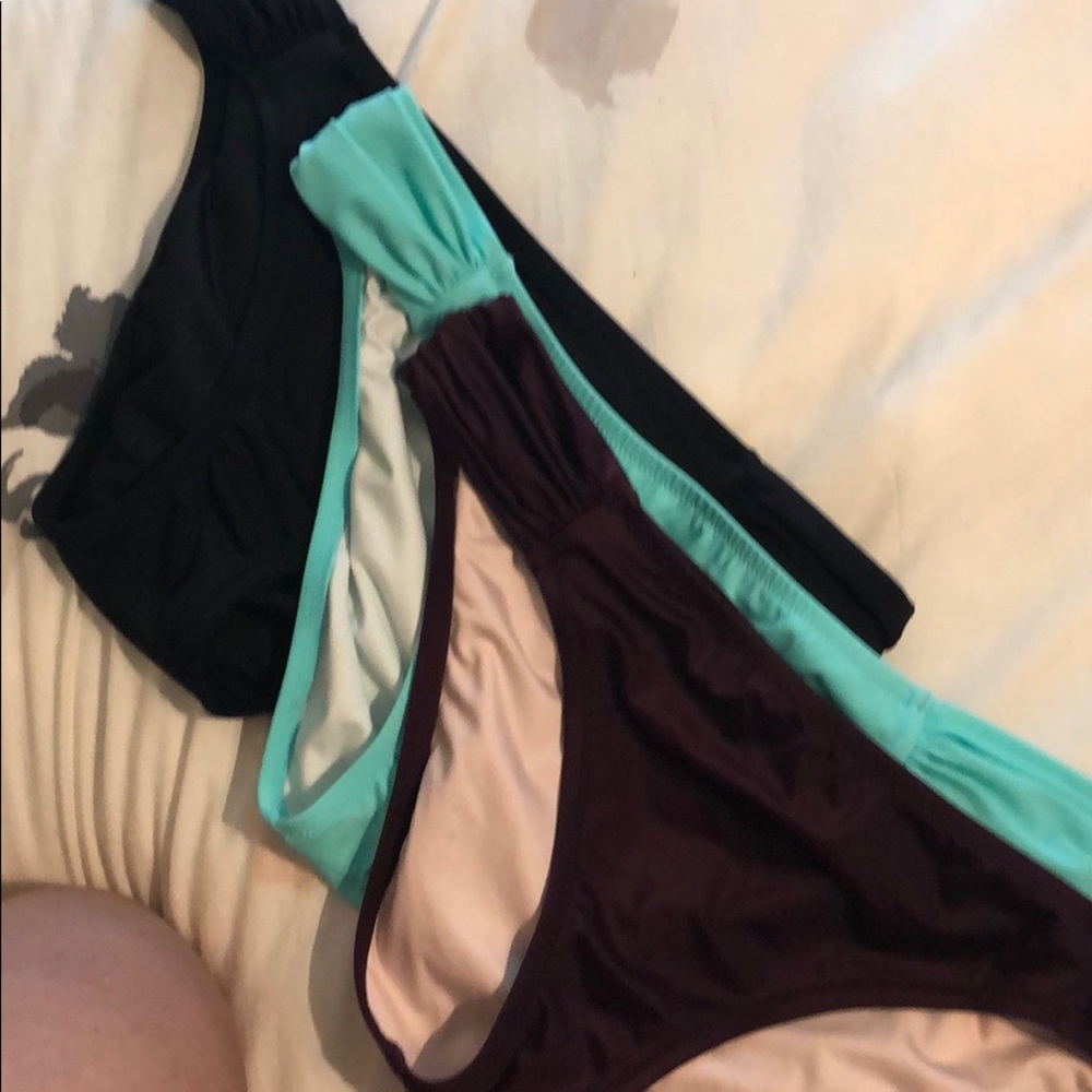 3 Victoria’s Secret swimsuit bottoms